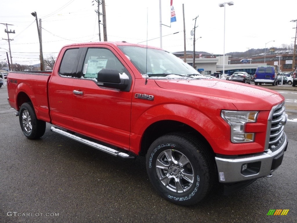 2017 F150 XLT SuperCab 4x4 - Race Red / Earth Gray photo #8