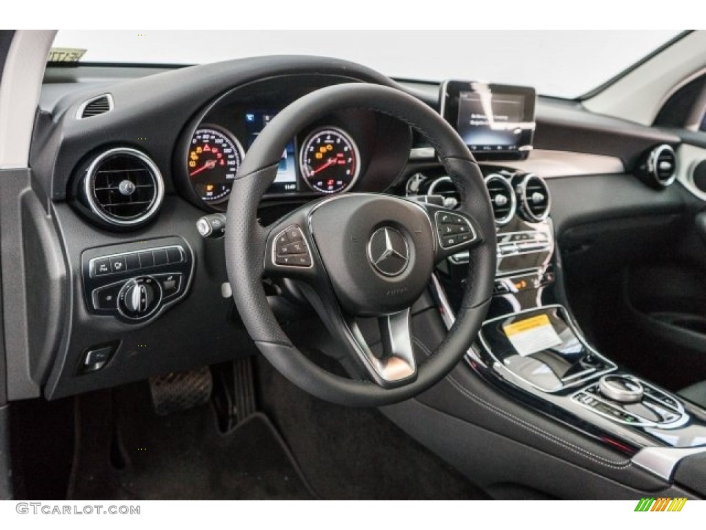 2017 Mercedes-Benz GLC 300 4Matic Black Dashboard Photo #118381446