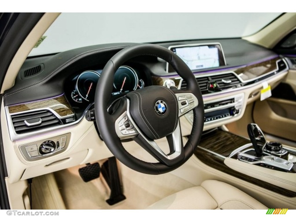 2017 BMW 7 Series 740i Sedan Dashboard Photos