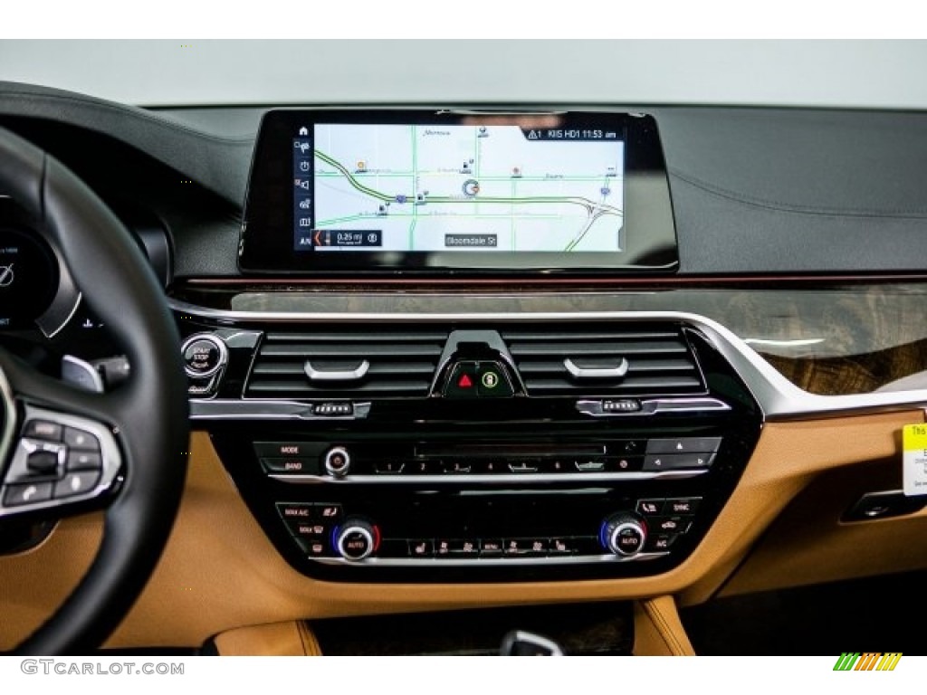 2017 BMW 5 Series 530i Sedan Controls Photo #118386583