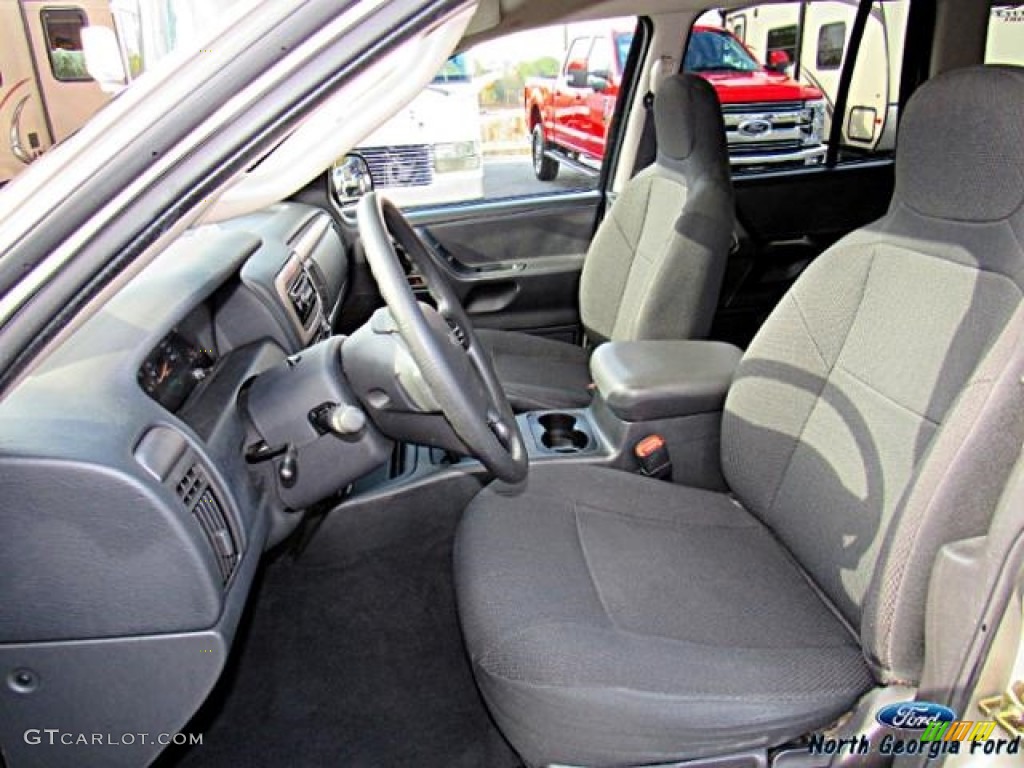 2004 Grand Cherokee Laredo 4x4 - Light Khaki Metallic / Dark Slate Gray photo #11