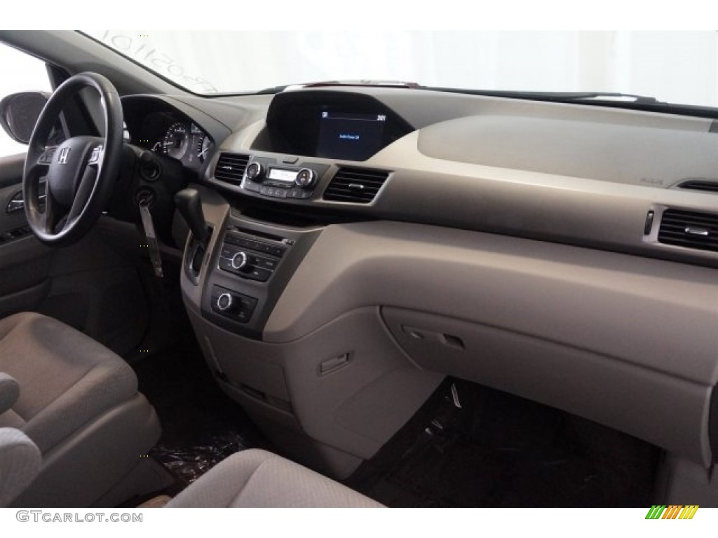 2017 Honda Odyssey LX Gray Dashboard Photo #118387340