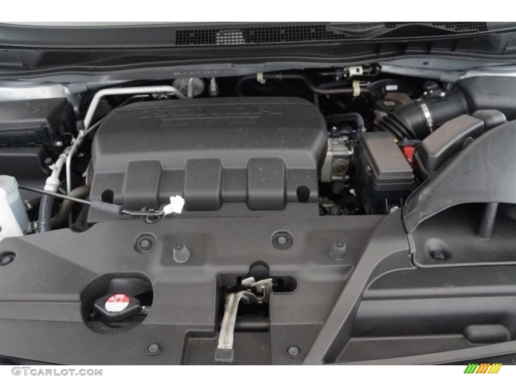2017 Honda Odyssey LX Engine Photos