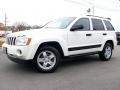 2005 Stone White Jeep Grand Cherokee Laredo 4x4  photo #10
