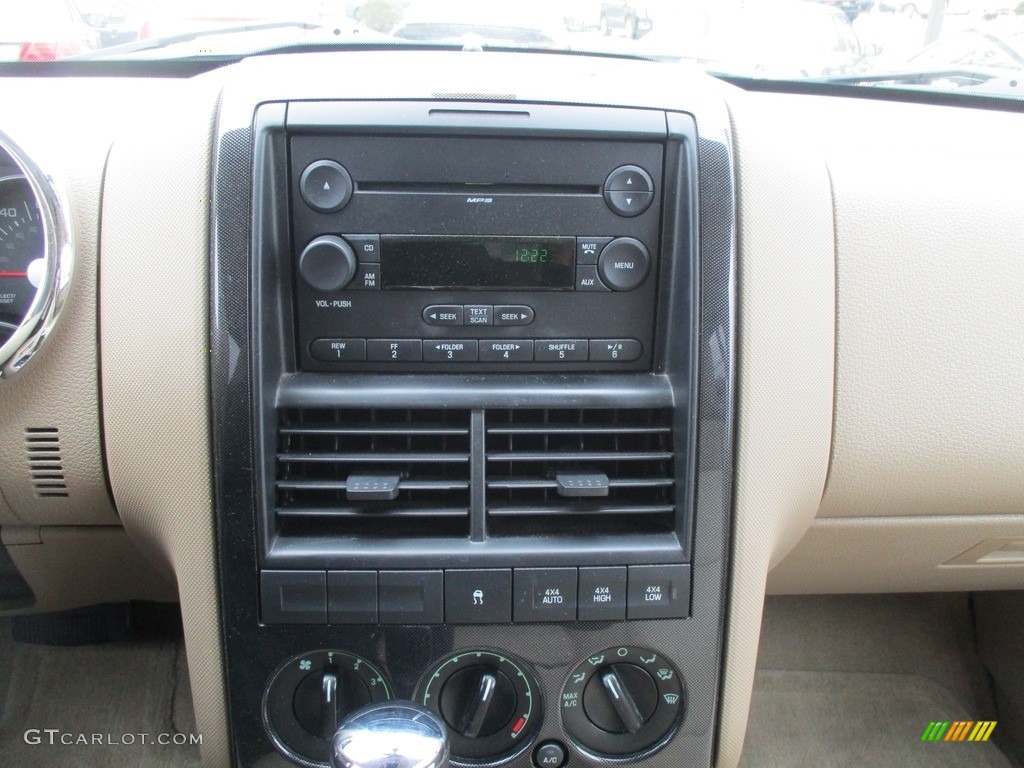 2007 Explorer XLT 4x4 - Dark Stone Metallic / Camel photo #16