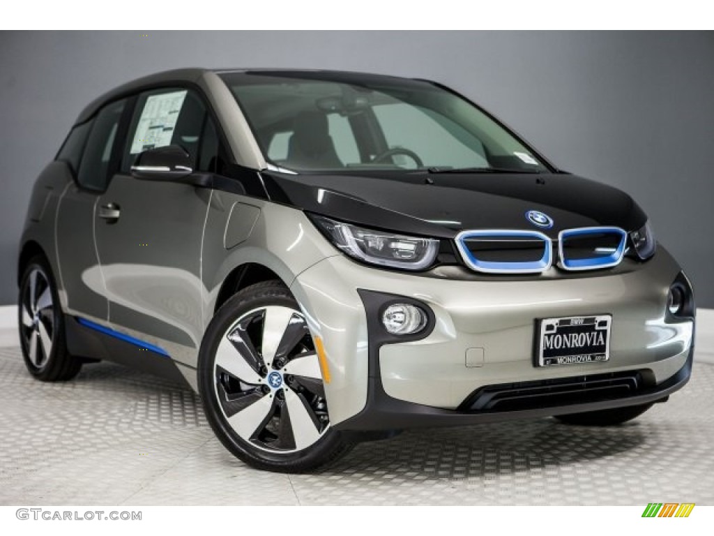 Platinum Silver Metallic 2017 BMW i3 with Range Extender Exterior Photo #118390631