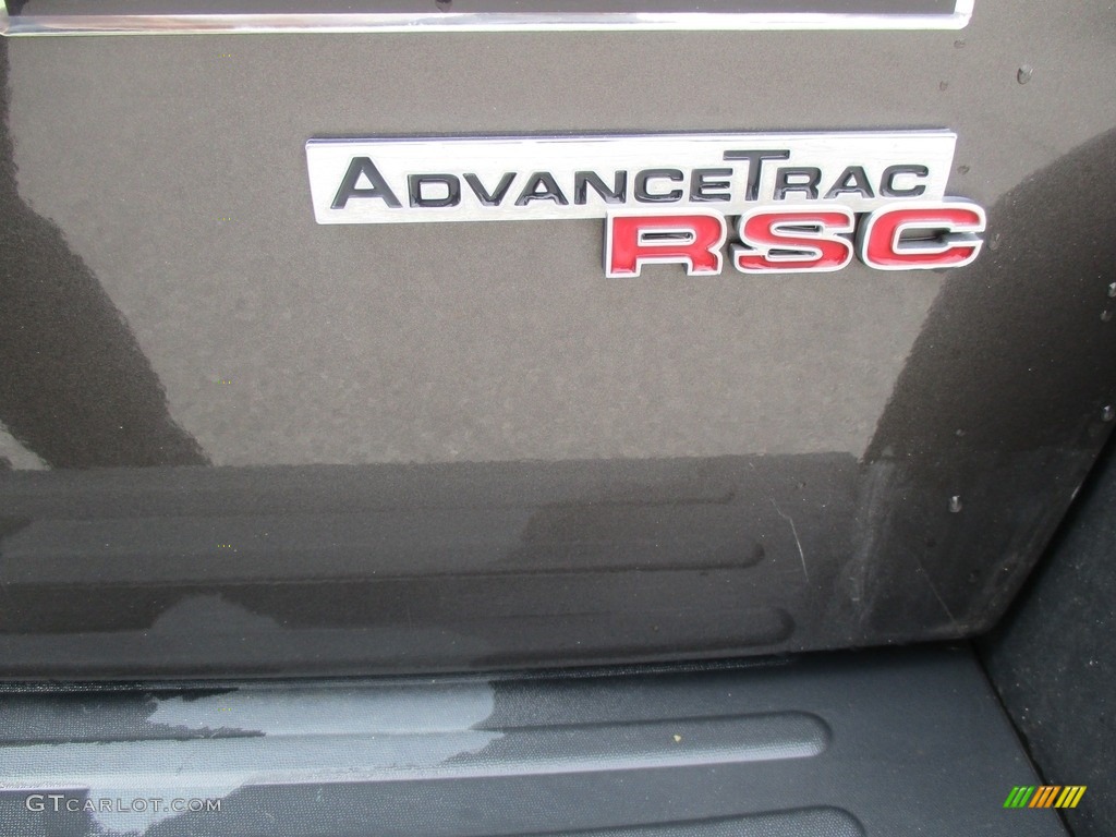 2007 Explorer XLT 4x4 - Dark Stone Metallic / Camel photo #39