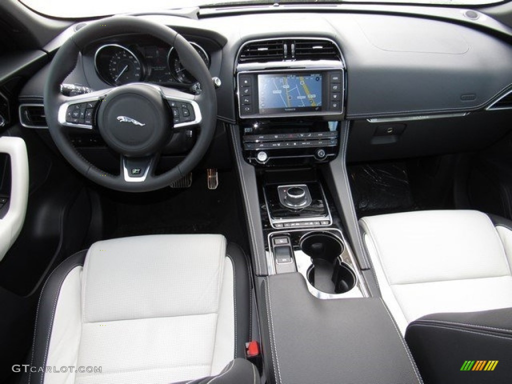 2017 Jaguar F-PACE 35t AWD R-Sport Dashboard Photos