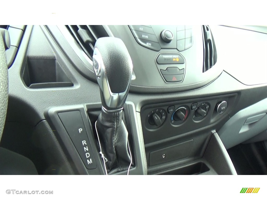 2017 Ford Transit Van 250 MR Long Transmission Photos