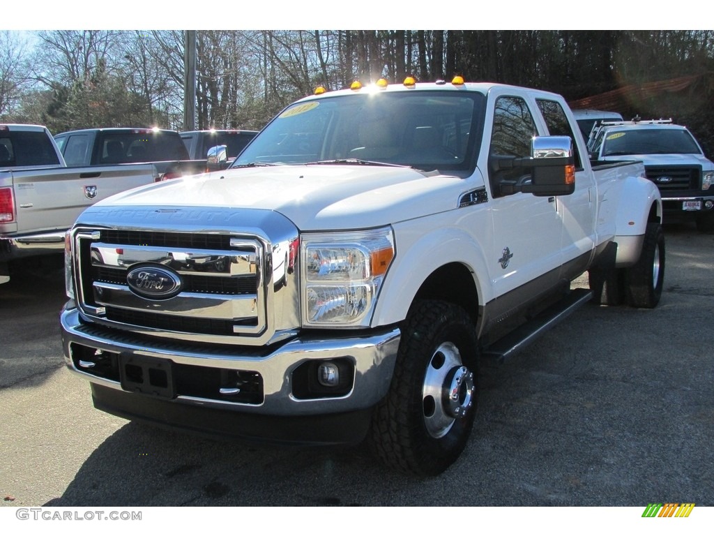 Oxford White Ford F350 Super Duty