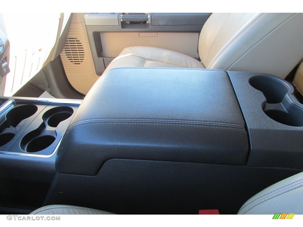 2012 F350 Super Duty Lariat Crew Cab 4x4 Dually - Oxford White / Adobe photo #27