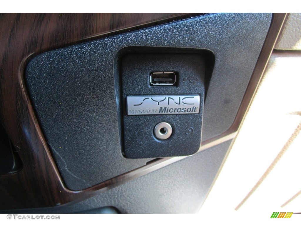 2012 F350 Super Duty Lariat Crew Cab 4x4 Dually - Oxford White / Adobe photo #29