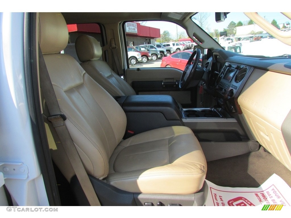 2012 F350 Super Duty Lariat Crew Cab 4x4 Dually - Oxford White / Adobe photo #37