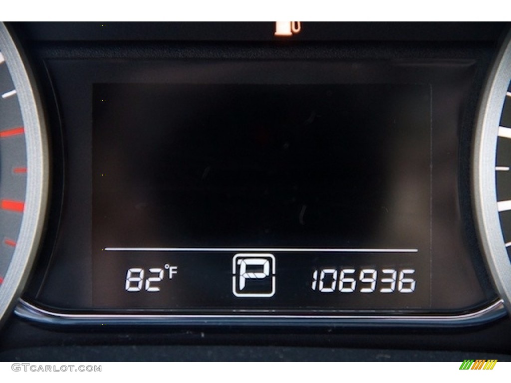2013 Sentra SR - Red Brick / Charcoal photo #6