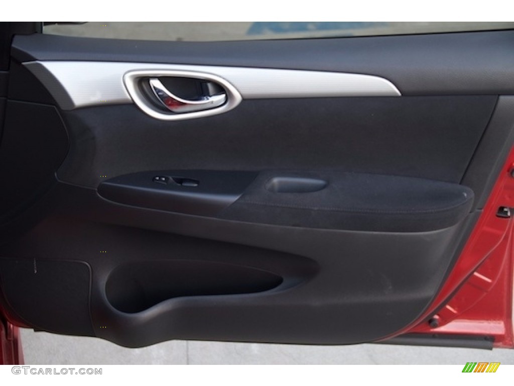2013 Sentra SR - Red Brick / Charcoal photo #22