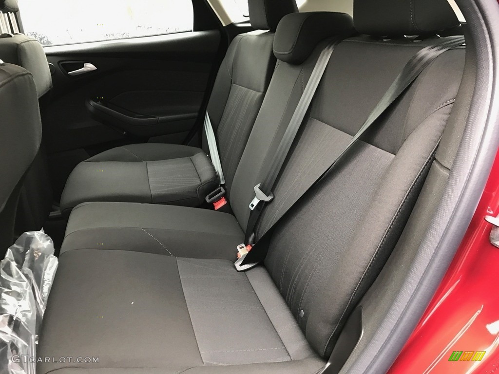 2017 Focus SEL Hatch - Ruby Red / Charcoal Black photo #8