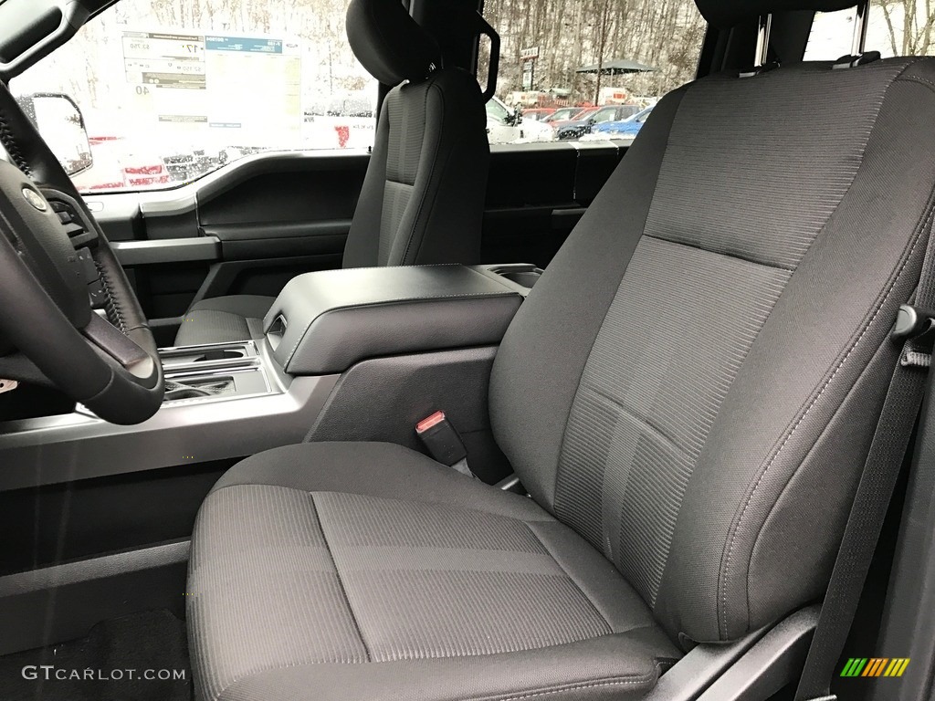 2017 Ford F150 XLT SuperCrew 4x4 Front Seat Photo #118414018