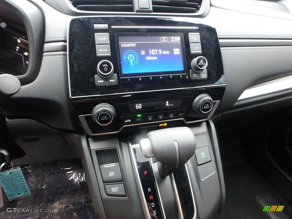 2017 Honda CR-V LX AWD Controls Photo #118418659