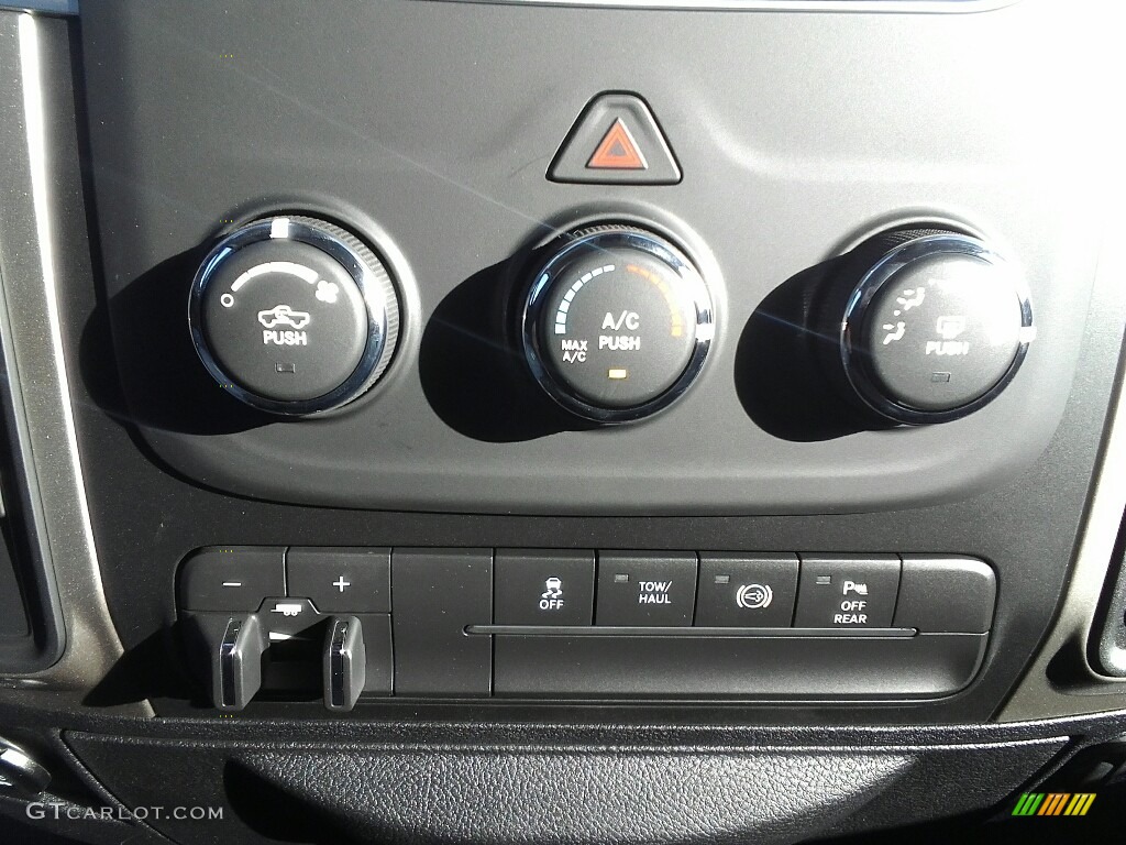 2017 Ram 2500 SLT Mega Cab 4x4 Controls Photo #118419373