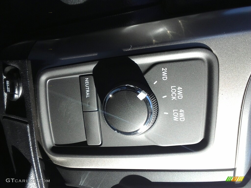 2017 Ram 2500 SLT Mega Cab 4x4 Controls Photo #118419406