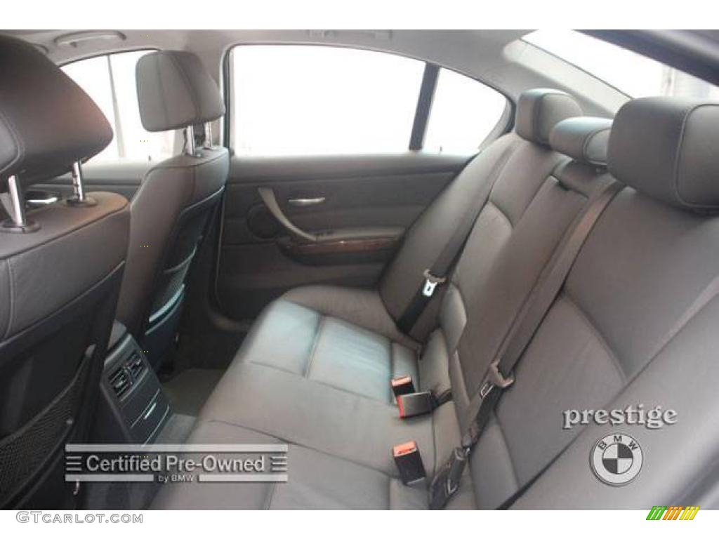 2006 3 Series 330xi Sedan - Titanium Silver Metallic / Black photo #12