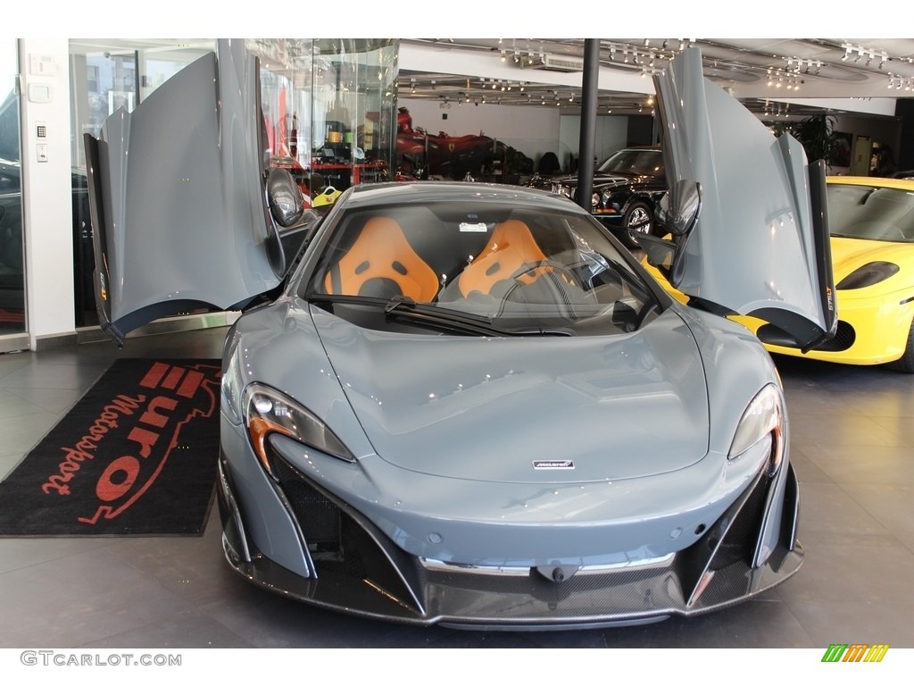 2016 675LT Coupe - Chicane / Carbon Black/McLaren Orange photo #3