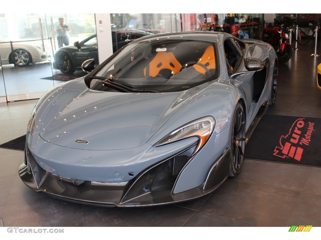 2016 675LT Coupe - Chicane / Carbon Black/McLaren Orange photo #15