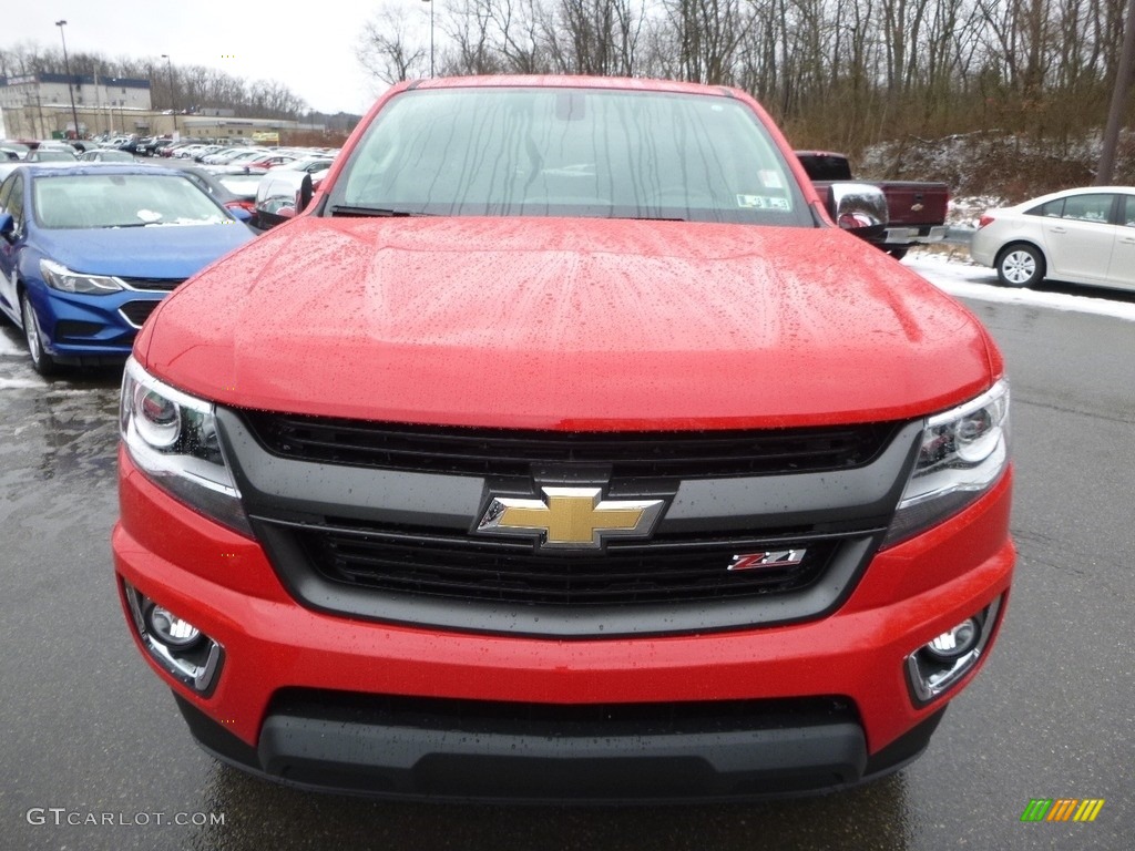 2017 Colorado Z71 Crew Cab 4x4 - Red Hot / Jet Black photo #2