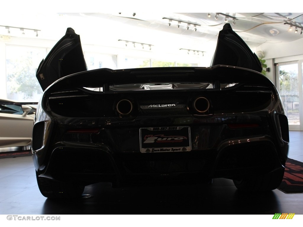 2016 675LT Coupe - Chicane / Carbon Black/McLaren Orange photo #49
