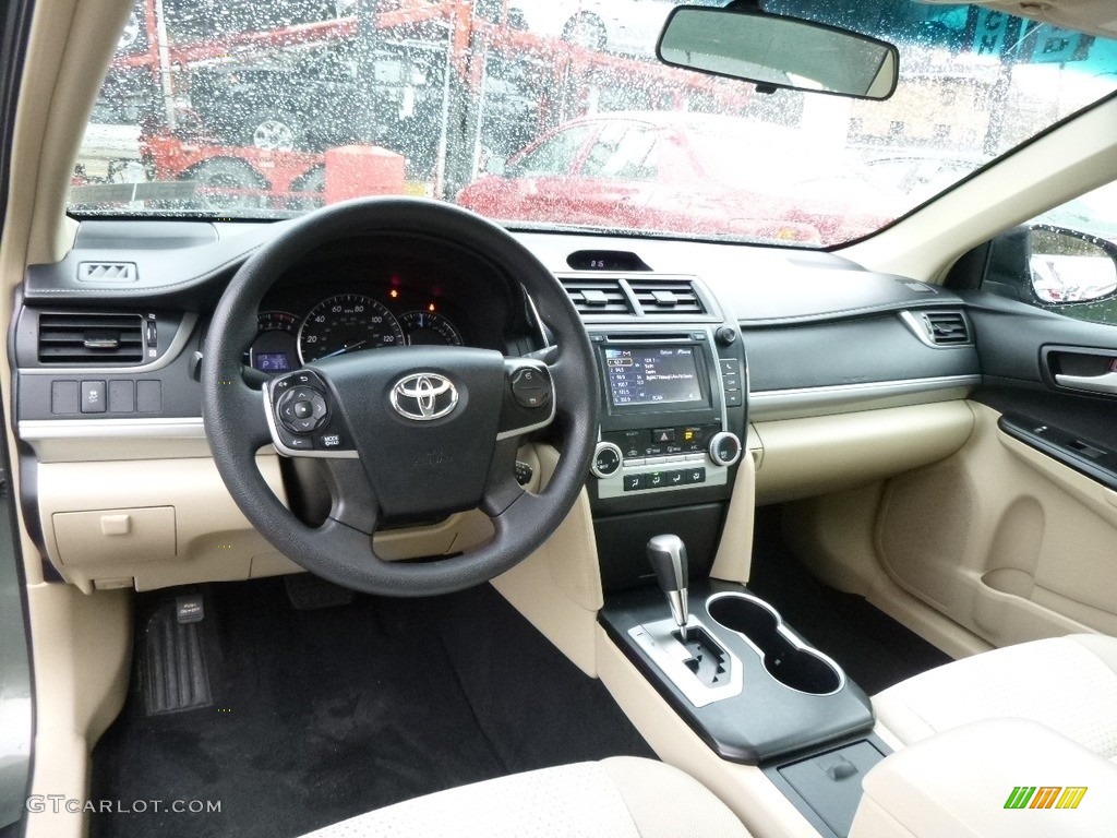 2013 Camry LE - Cypress Green Metallic / Ivory photo #7