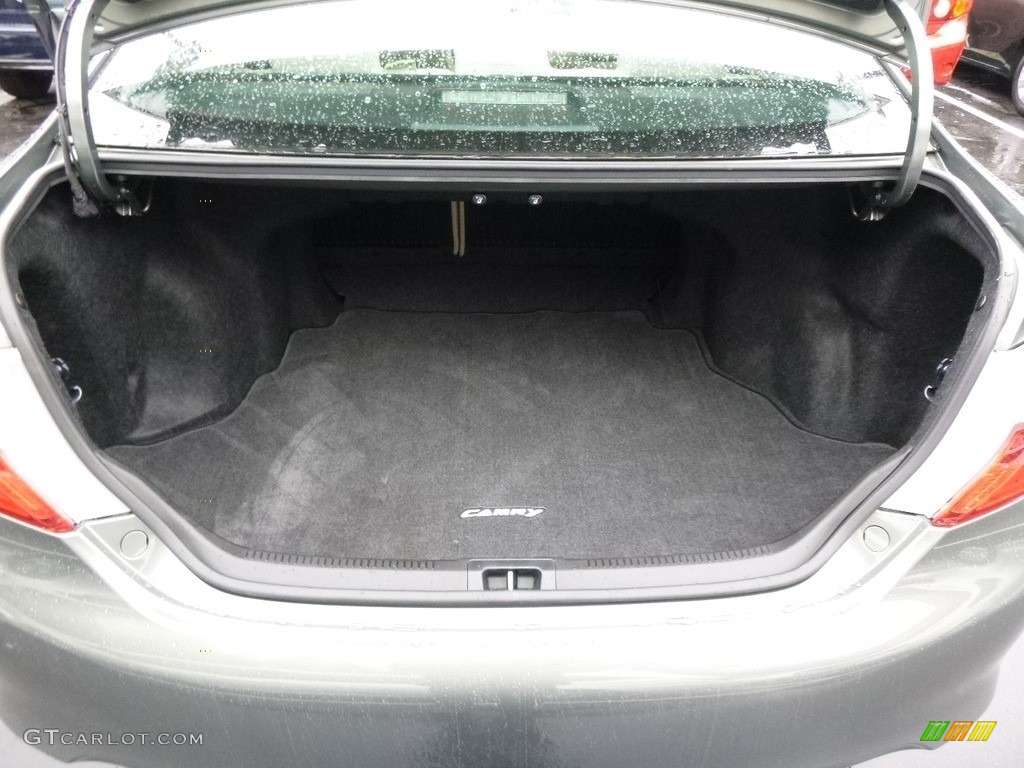 2013 Camry LE - Cypress Green Metallic / Ivory photo #16