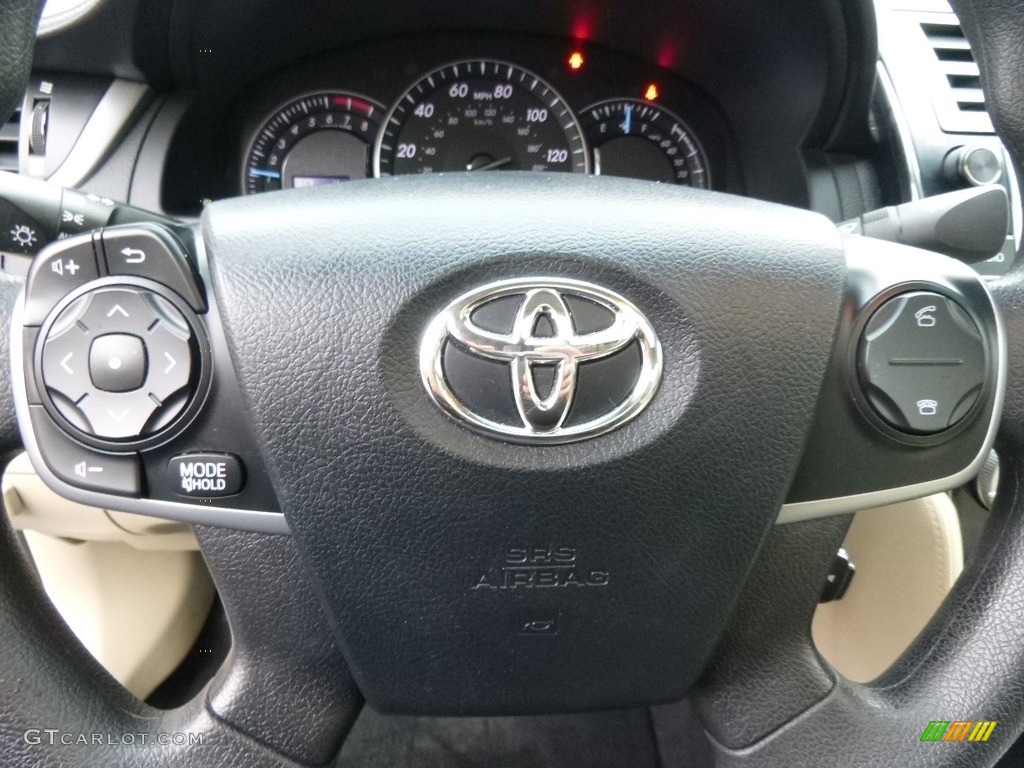2013 Camry LE - Cypress Green Metallic / Ivory photo #20