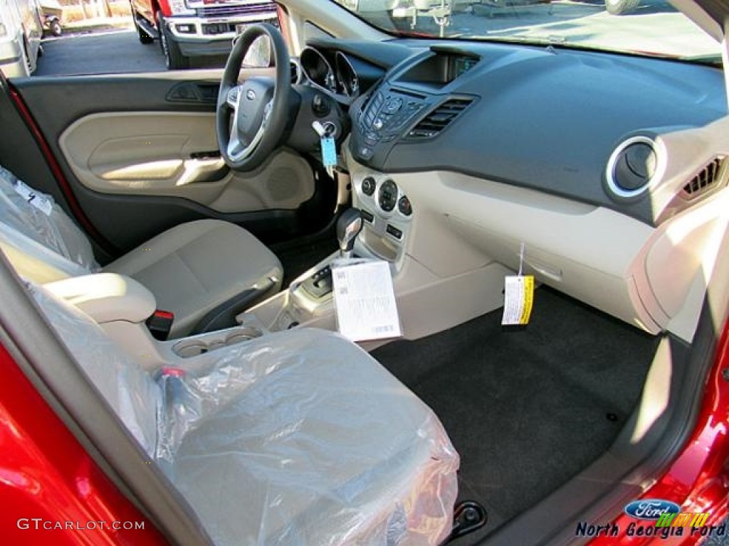 2017 Fiesta SE Sedan - Ruby Red / Medium Light Stone photo #29