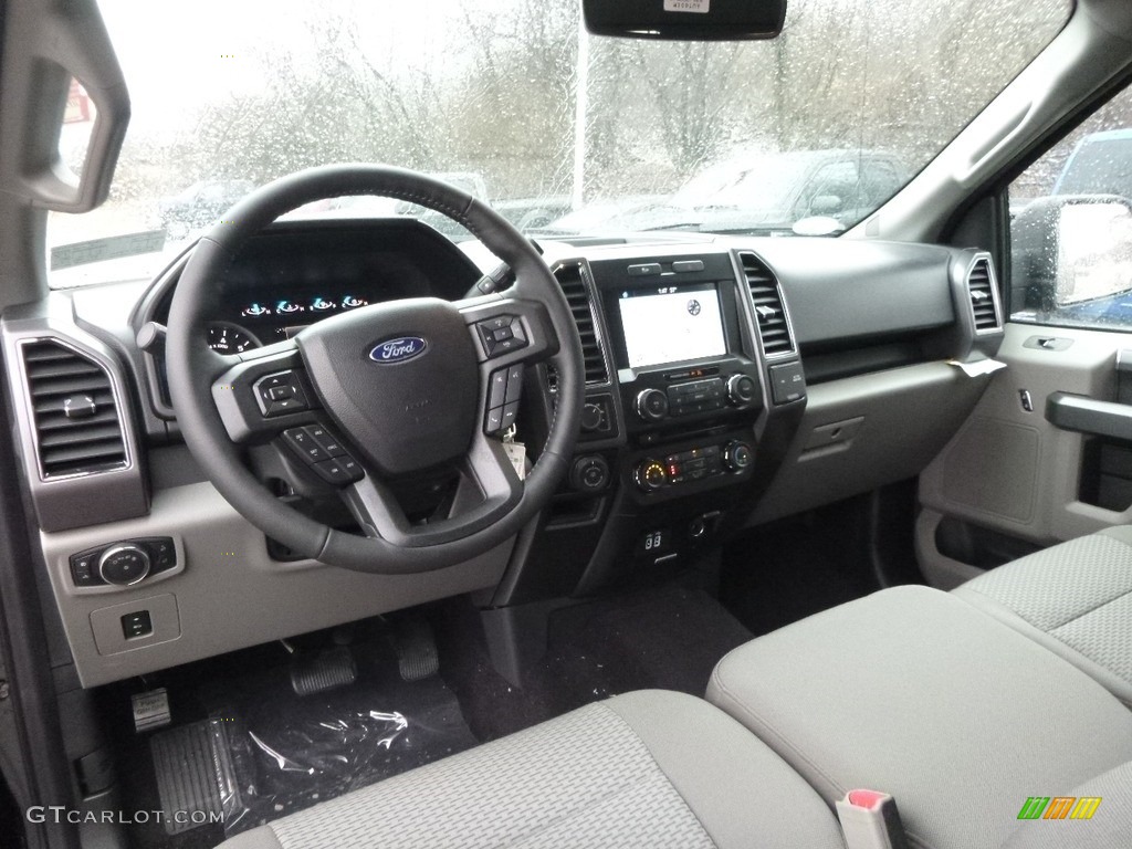 2017 F150 XLT SuperCab 4x4 - Shadow Black / Earth Gray photo #12