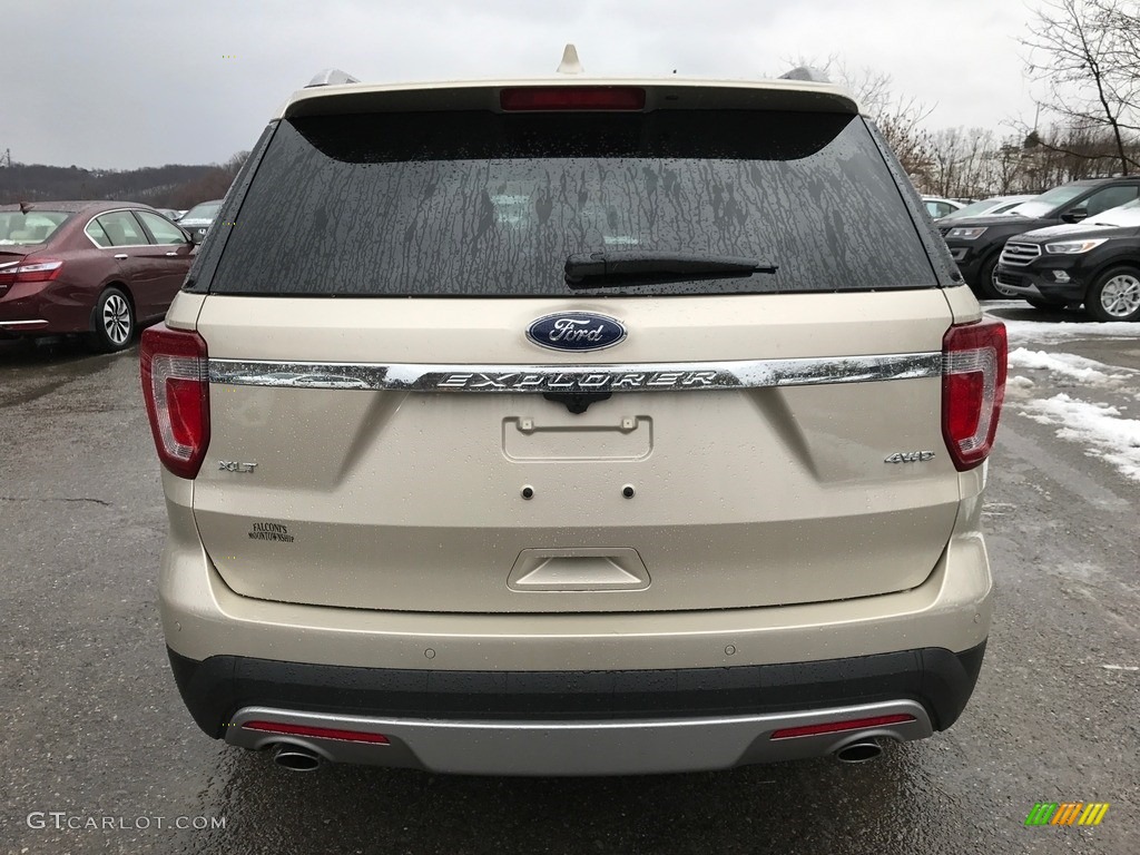 2017 Explorer XLT 4WD - White Platinum / Ebony Black photo #7