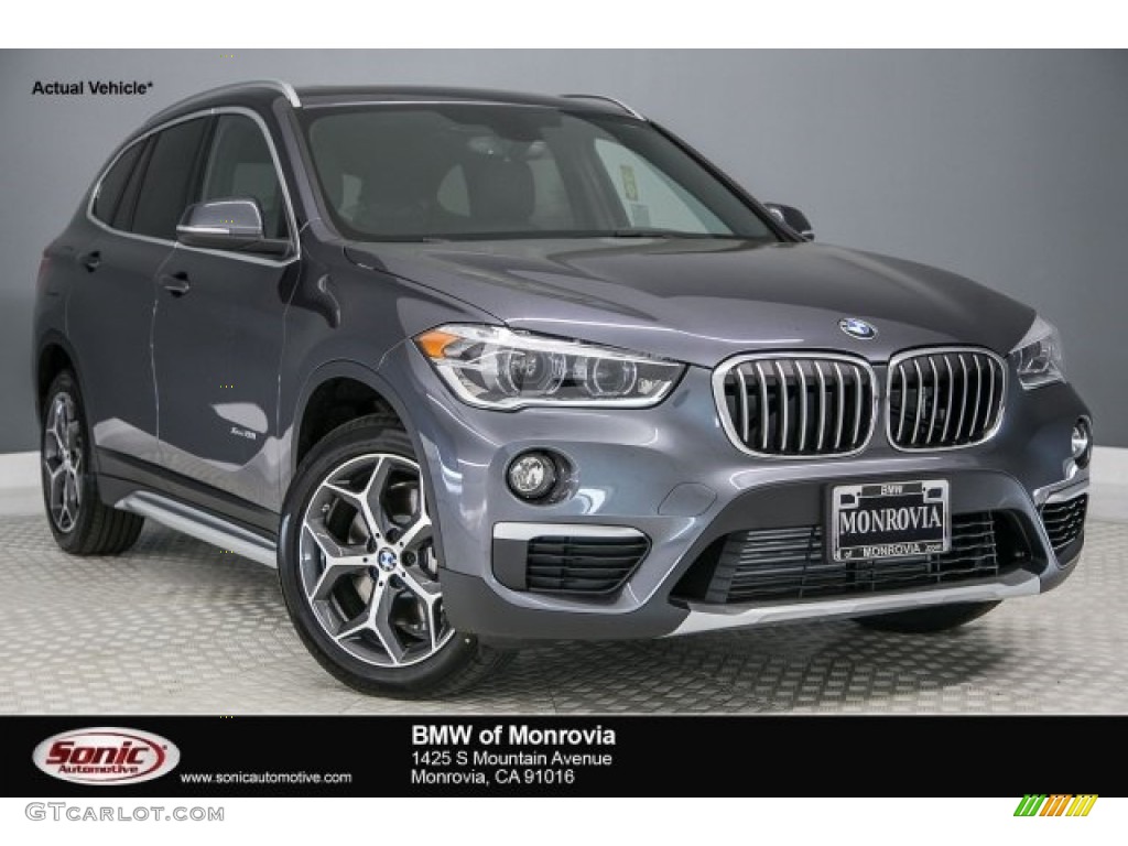 2017 X1 xDrive28i - Mineral Grey Metallic / Black photo #1