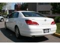 Blizzard White Pearl - Avalon Limited Photo No. 7