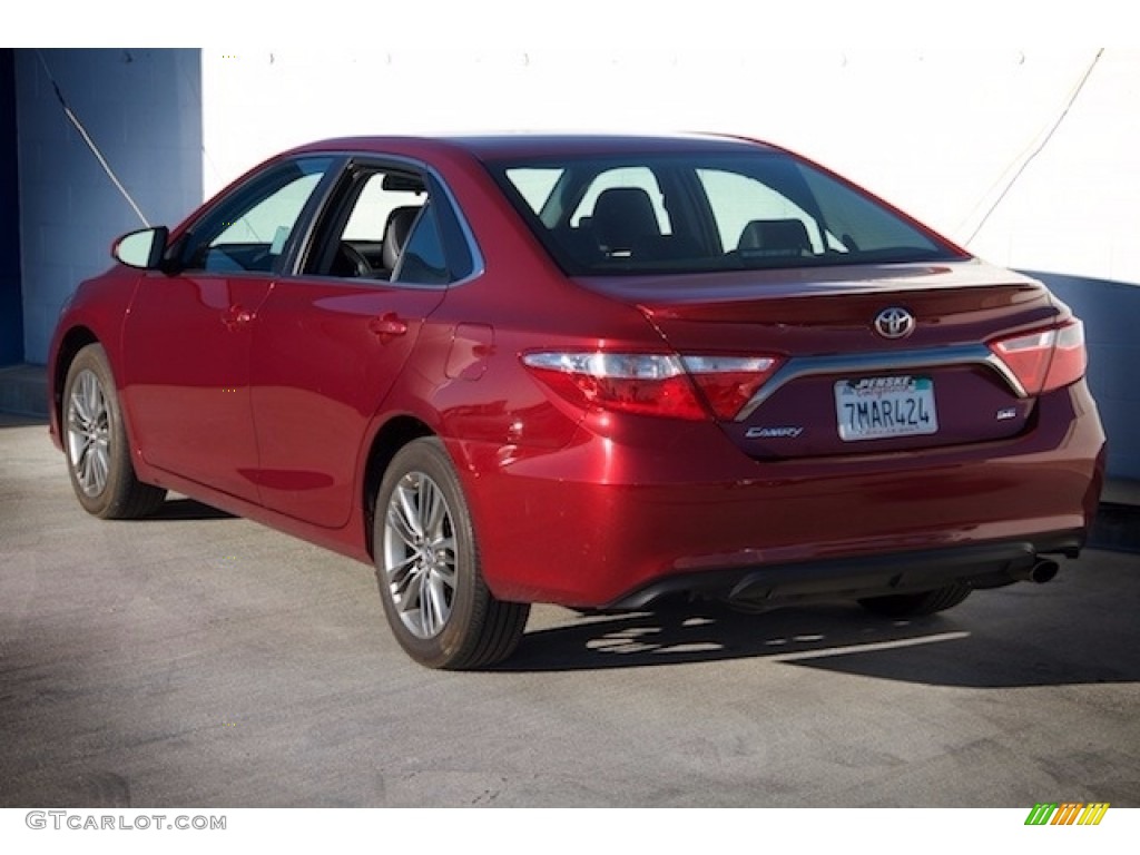 2015 Camry SE - Ruby Flare Pearl / Black photo #2