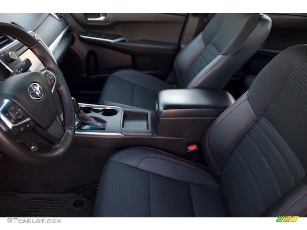 2015 Camry SE - Ruby Flare Pearl / Black photo #3