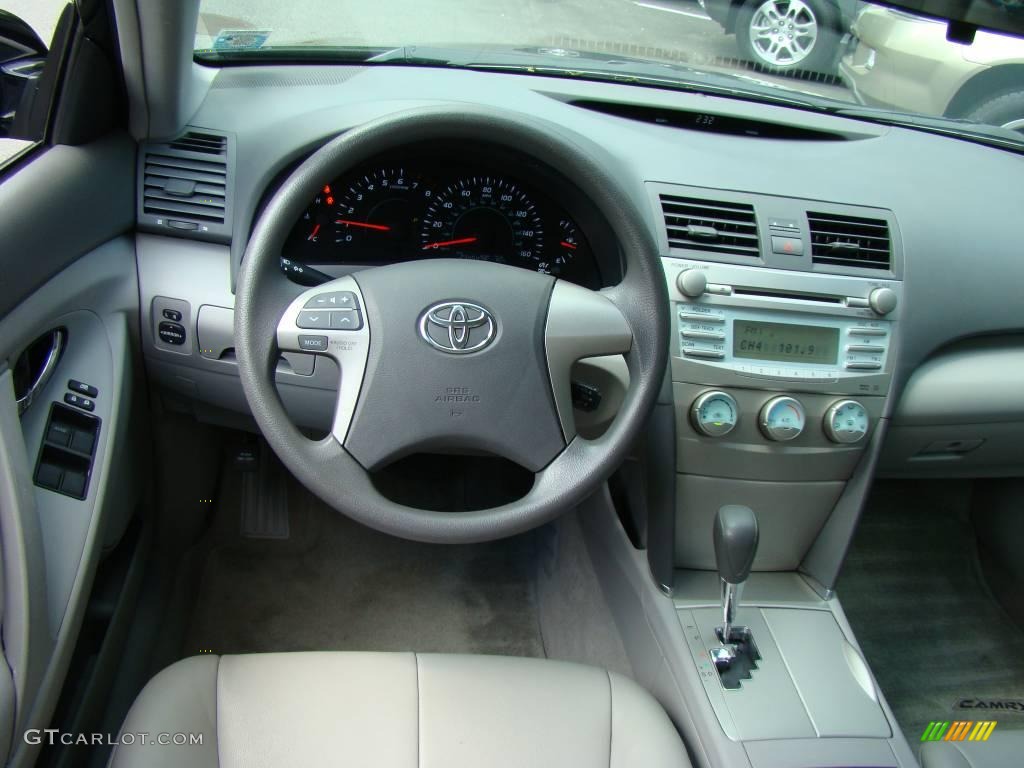 2007 Camry LE V6 - Black / Ash photo #11