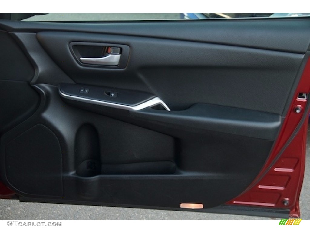 2015 Camry SE - Ruby Flare Pearl / Black photo #24