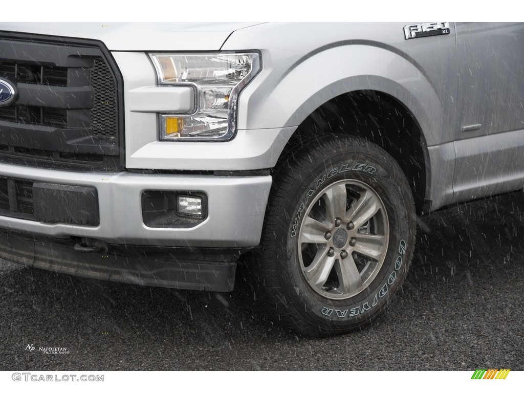 2017 F150 XL SuperCab 4x4 - Ingot Silver / Earth Gray photo #2