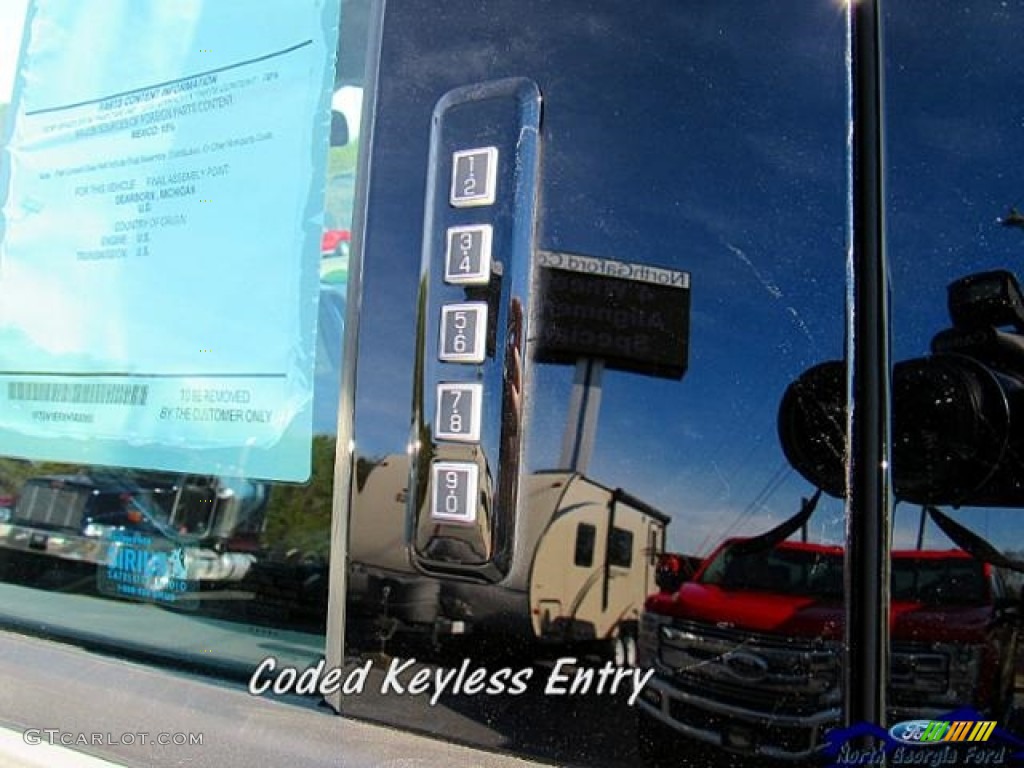 2017 F150 Lariat SuperCrew 4X4 - White Gold / Light Camel photo #29