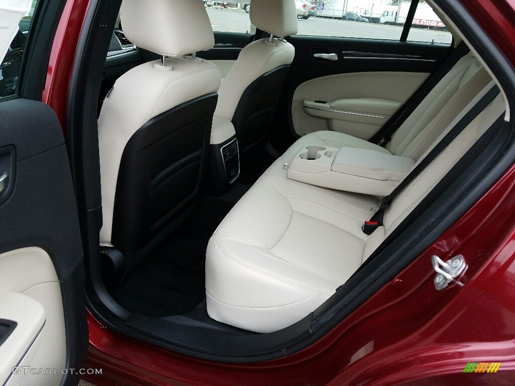 2017 Chrysler 300 Limited Rear Seat Photos