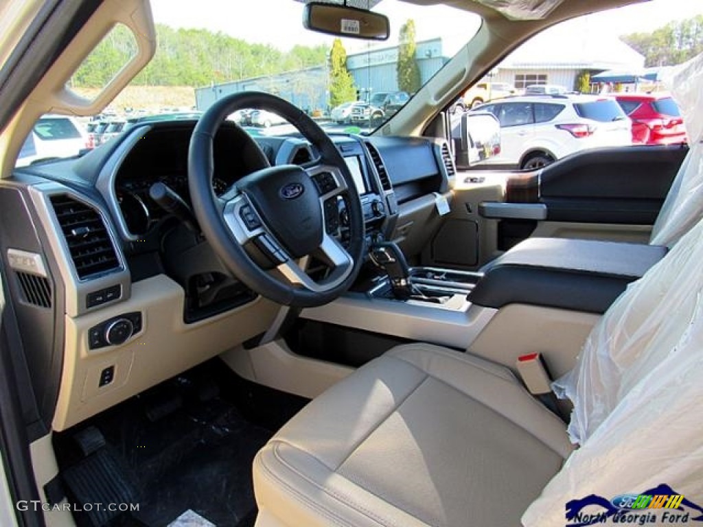 2017 F150 Lariat SuperCrew 4X4 - White Gold / Light Camel photo #32