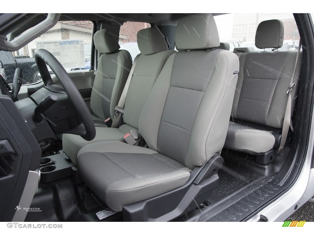 2017 F150 XL SuperCab 4x4 - Ingot Silver / Earth Gray photo #6