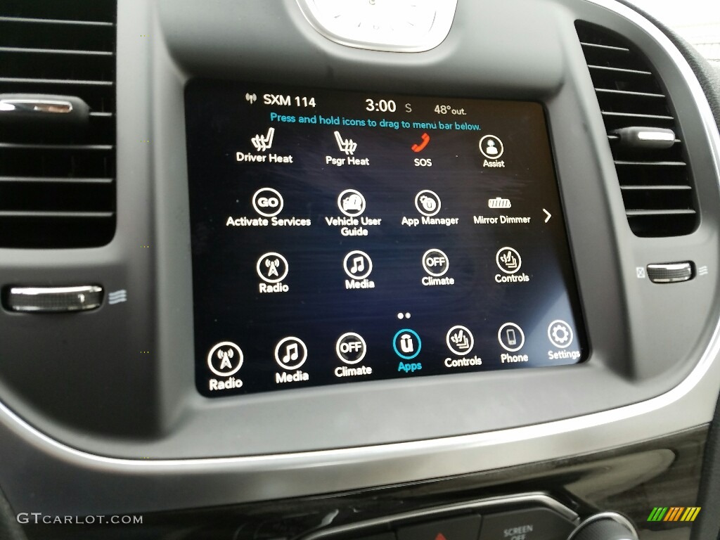 2017 Chrysler 300 Limited Controls Photo #118454599