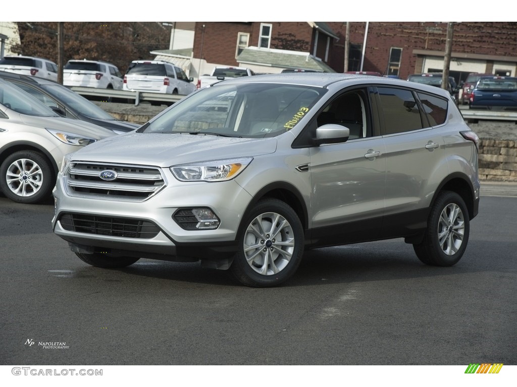 2017 Escape SE 4WD - Ingot Silver / Charcoal Black photo #1