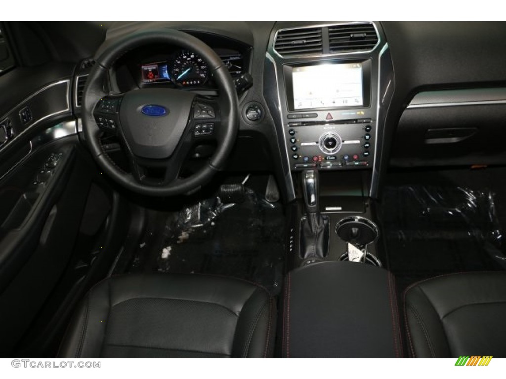 2017 Explorer Sport 4WD - Shadow Black / Ebony Black photo #2