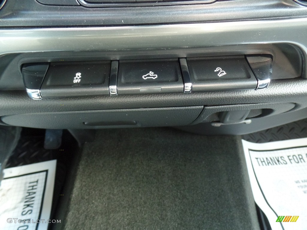 2017 Chevrolet Silverado 1500 LT Double Cab 4x4 Controls Photos